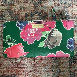 Kate spade ♠️ spring floral wallet